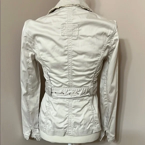 White House Black Market Cream Blazer with Tie Closure - Picture 6 of 9